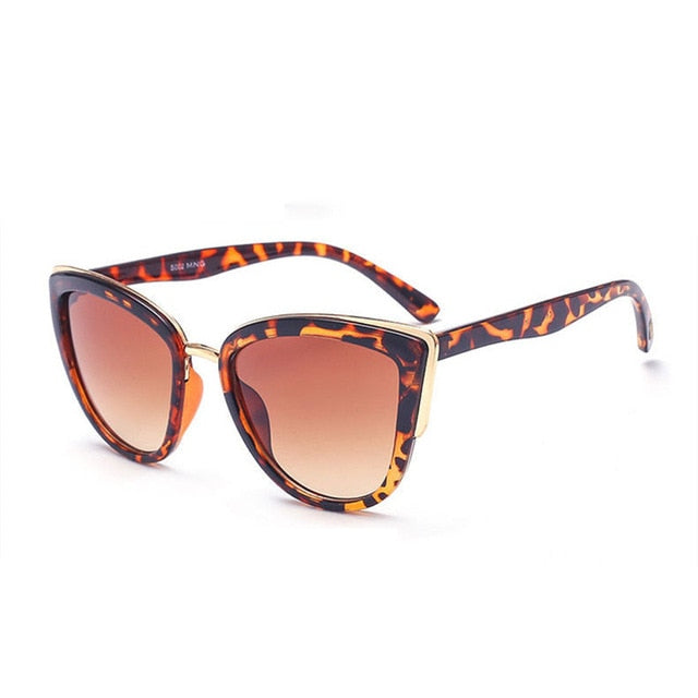 YOOSKE Ladies Vintage Cat Eye Sunglasses Women Luxury Brand Designer Oversize Sun Glasses For Women UV400 Gradient Shades Female